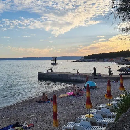 Apartment Di Novi Vinodolski