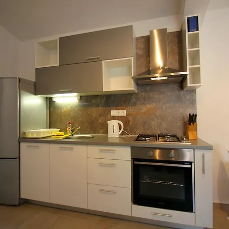 Di Apartamento *